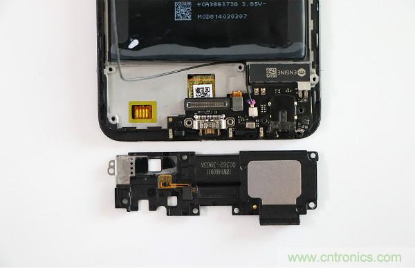 魅族M15拆解：做工精致，压感Home键采用中国芯