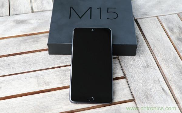 魅族M15拆解：做工精致，压感Home键采用中国芯