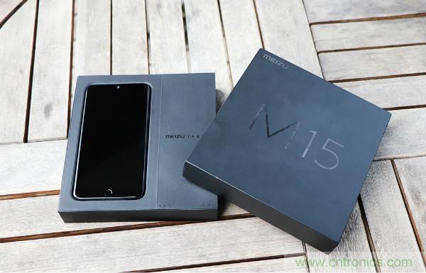 魅族M15拆解：做工精致，压感Home键采用中国芯