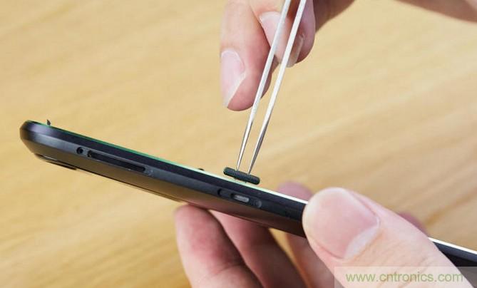 拆解黑鲨手机：多级直触一体式液冷系统有什么门道？