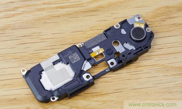 拆解黑鲨手机：多级直触一体式液冷系统有什么门道？