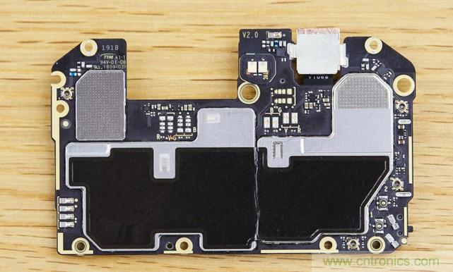 拆解黑鲨手机：多级直触一体式液冷系统有什么门道？
