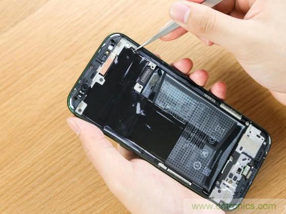 拆解黑鲨手机：多级直触一体式液冷系统有什么门道？