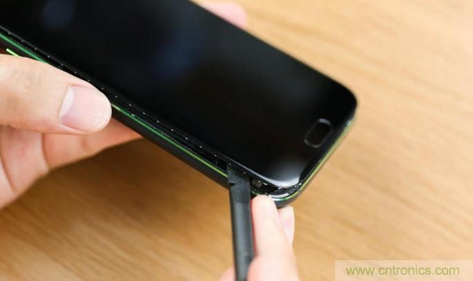 拆解黑鲨手机：多级直触一体式液冷系统有什么门道？