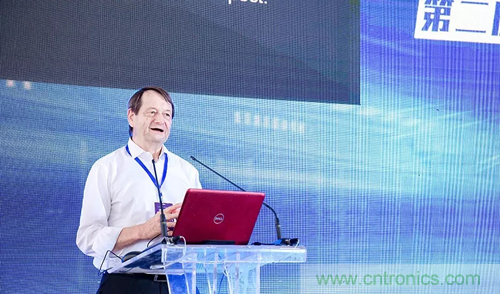 中美德三国院士和500位产学研领袖共商AI,可穿戴与智慧养老健康创新大计！