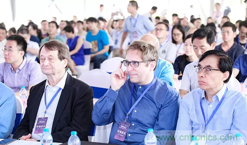 中美德三国院士和500位产学研领袖共商AI,可穿戴与智慧养老健康创新大计！