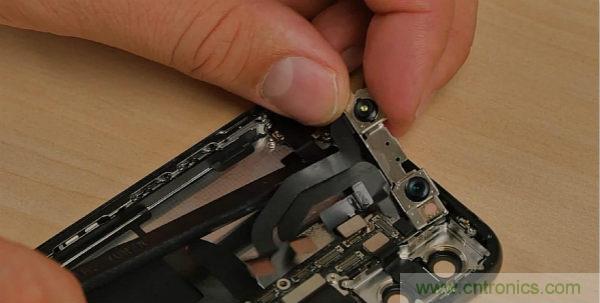 拆解iPhone XS:发现7纳米工艺的奥秘