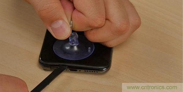 拆解iPhone XS:发现7纳米工艺的奥秘