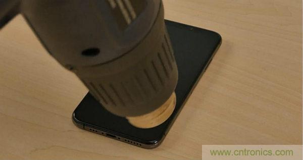 拆解iPhone XS:发现7纳米工艺的奥秘