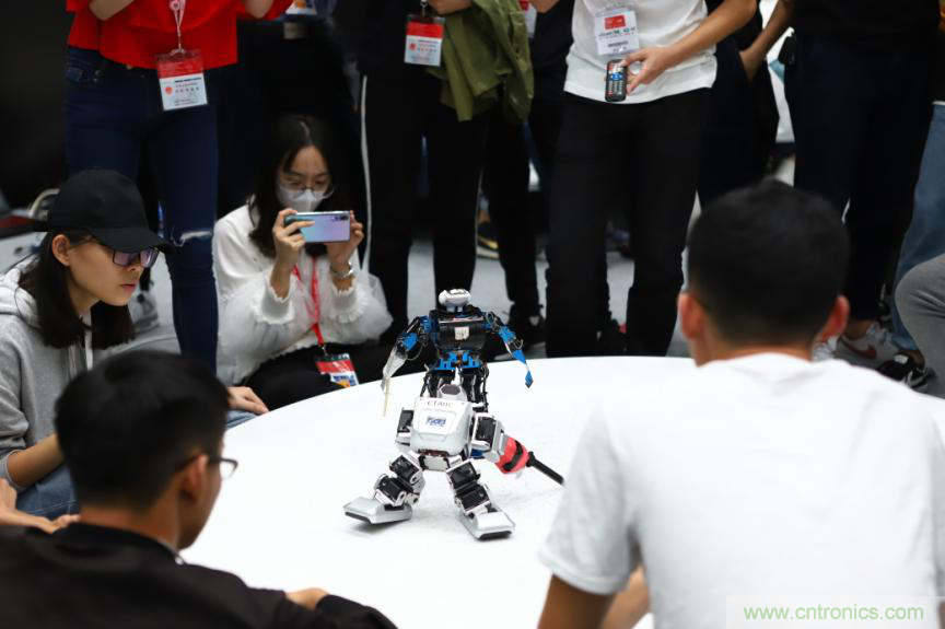 在数字浪潮中智慧扬帆——第四届中国(广东)国际“互联网+”博览会圆满落下帷幕 在数字浪潮中智慧扬帆——第四届中国(广东)国际“互联网+”博览会圆满落下帷幕