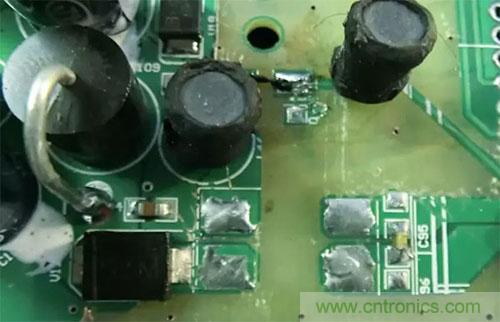 如何通过PCB布局设计来解决EMC问题？