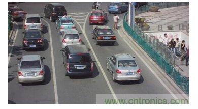 如何在车流涌动的道路上运用监控系统？