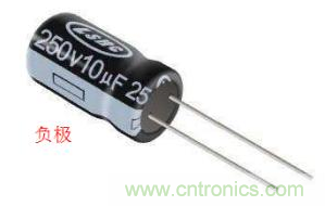电容的尺寸、耐压值、方向，这些参数该如何选择？