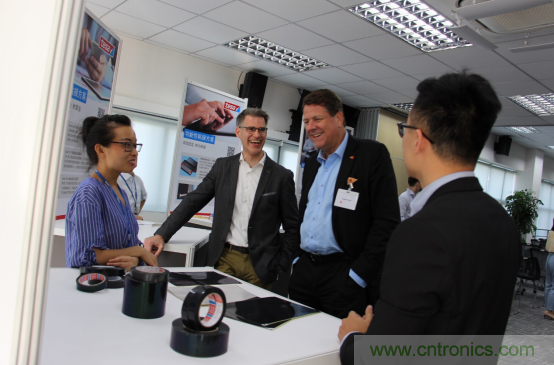 德国汉堡市长一行莅临德莎tesa参观访问 德国汉堡市长一行莅临德莎tesa参观访问