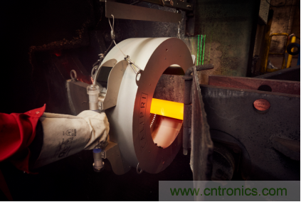 带你一窥轨道交通风驰电掣背后的精度奥秘 带你一窥轨道交通风驰电掣背后的精度奥秘