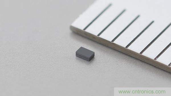 32.768kHz谐振器：选择传统晶振还是与MEMS谐振器？