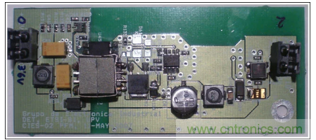 利用超低电流、脉冲频率调制DC-DC转换器降低待机功耗
