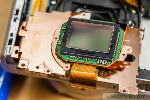 视觉系统CCD和CMOS传感器原理应用有何区别？