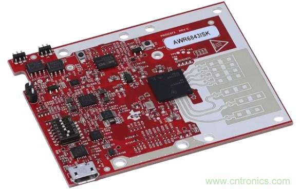 封装集成天线技术 - 简化汽车座舱内雷达传感器设计！