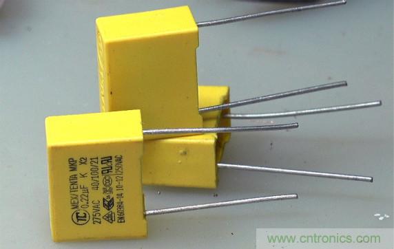 使用LCC补偿方案的无线电能传输