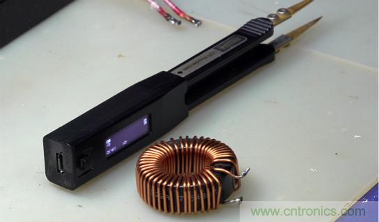 使用LCC补偿方案的无线电能传输