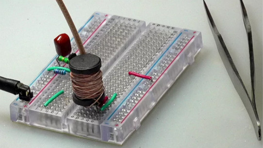 基于2SK241的导航150kHz信号的高频放大检波