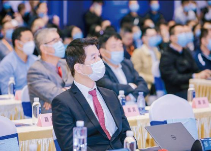 码”?。∥逶隆靶尽被蝗荽砉?！