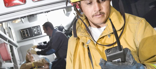 利用先进的电源管理技术满足5G通信和数据中心应用需求 利用先进的电源管理技术满足5G通信和数据中心应用需求