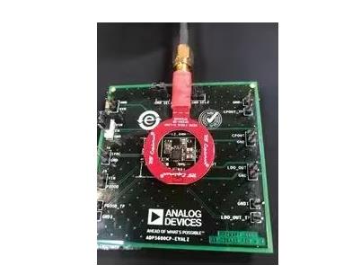 交错式反相电荷泵如何破解EMI/纹波双难题？