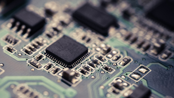 运算放大器输出电压反向问题：正确选型，轻松化解！