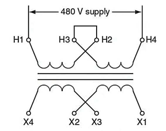 具有双电压额定值的变压器配置