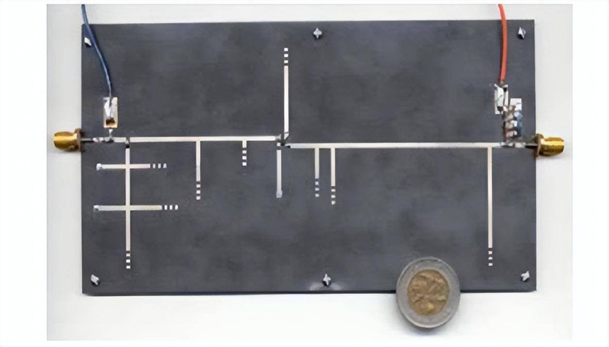 基于自振荡混频的X波段单器件收发电路设计分析 基于自振荡混频的X波段单器件收发电路设计分析
