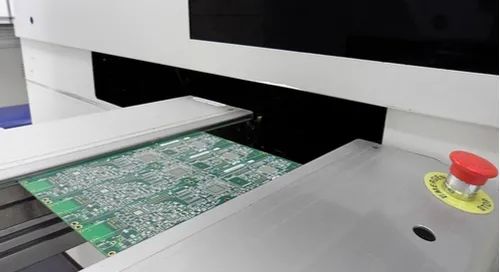 如何为您的PCB选择正确的阻焊层厚度和类型