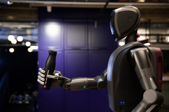 Mobileye跨界收购人形机器人公司，意在成为物理AI时代的领导者