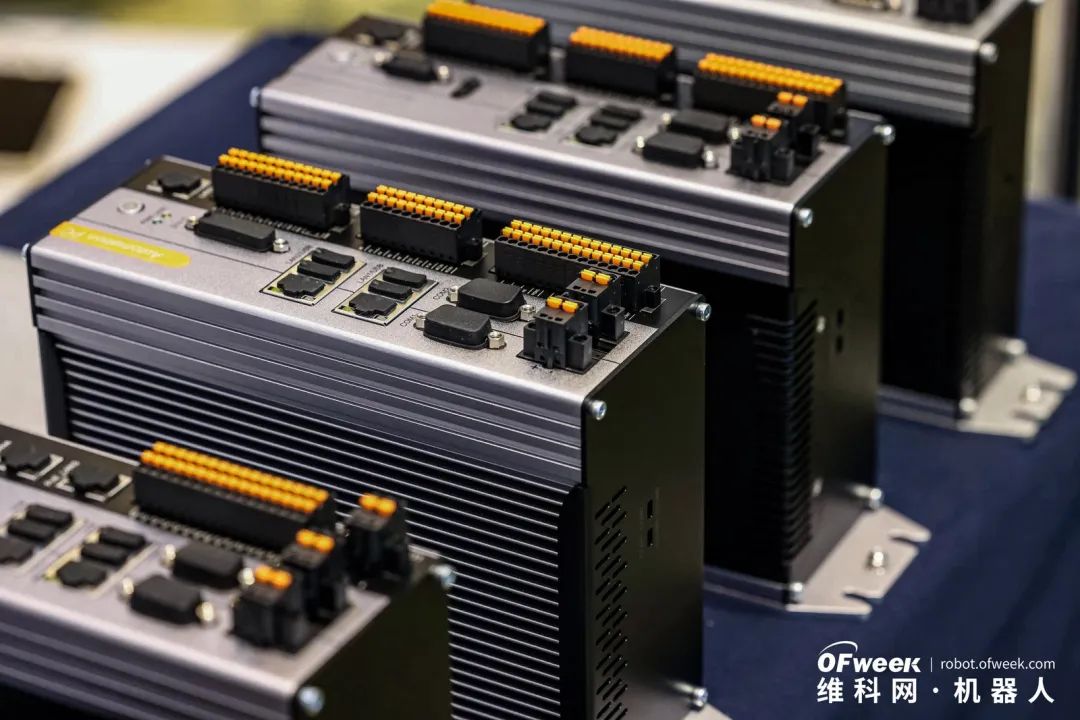 大咖齐聚，智启新篇 | OFweek 2025（第十四届）中国机器人产业大会圆满收官！