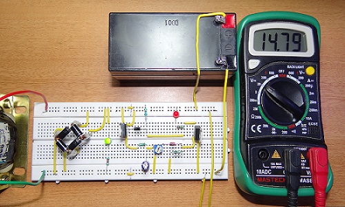 自动电池充电器